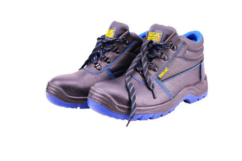 Picture of SIZE 40 SAFETY SHOES-SN440